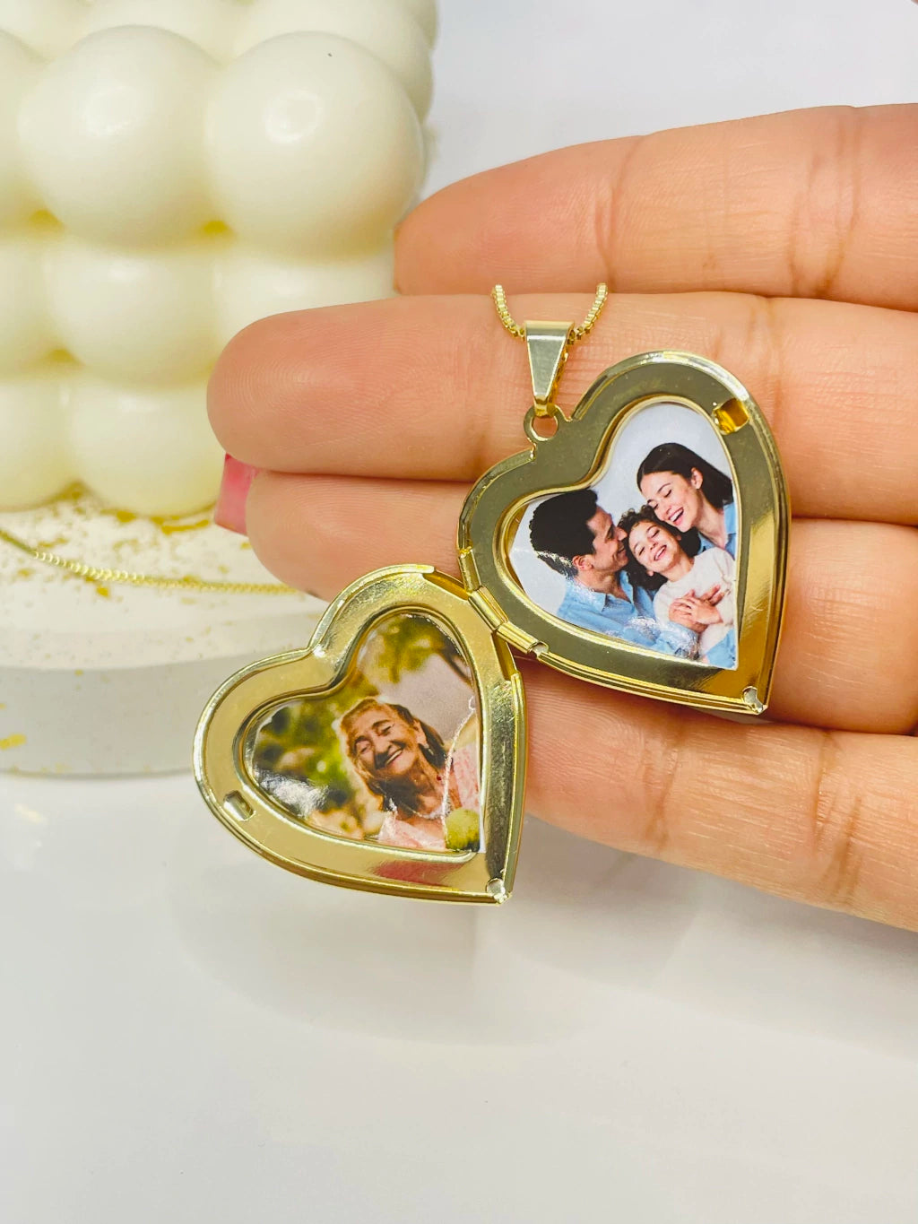 Kapaklı Kalpli Hiç Çıkarma Kolyesi