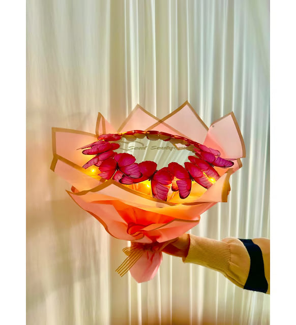 Seni Seviyorum Aynalı Pembe Kelebek Buketi